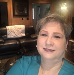 Meet your Posher, Norma